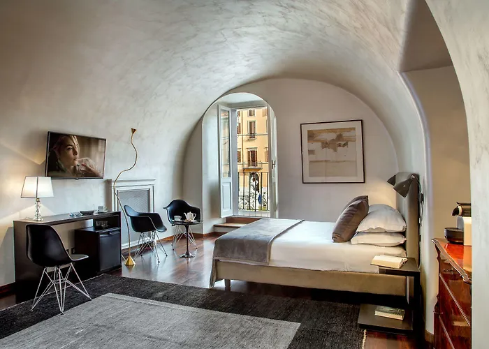 Palazzo De Cupis - And View 4* רומא